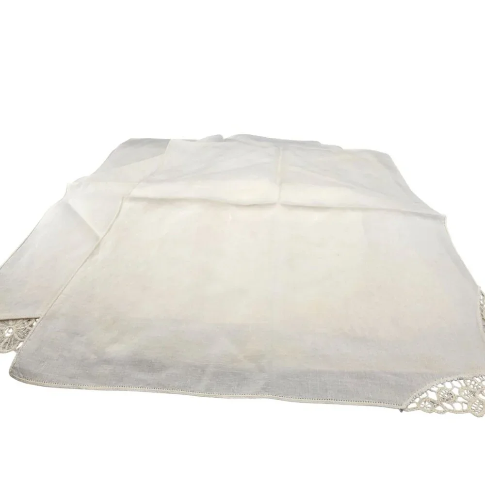 Vintage Cream Linen Napkins With Intricate Lace Floral Corners Set Of 4 JJ3964